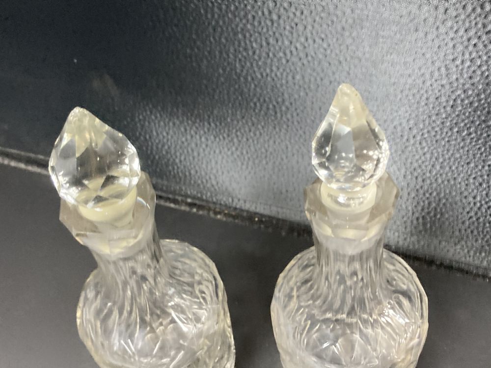 A pair of Dutch cut glass cruet bottles, late 18th century, 21.5cm